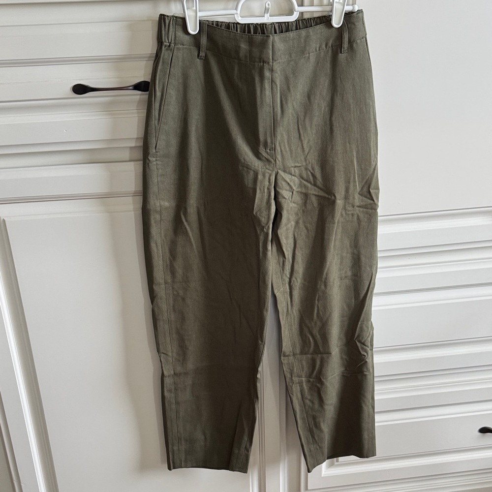 Banana Republic Sage Green Crop Pants